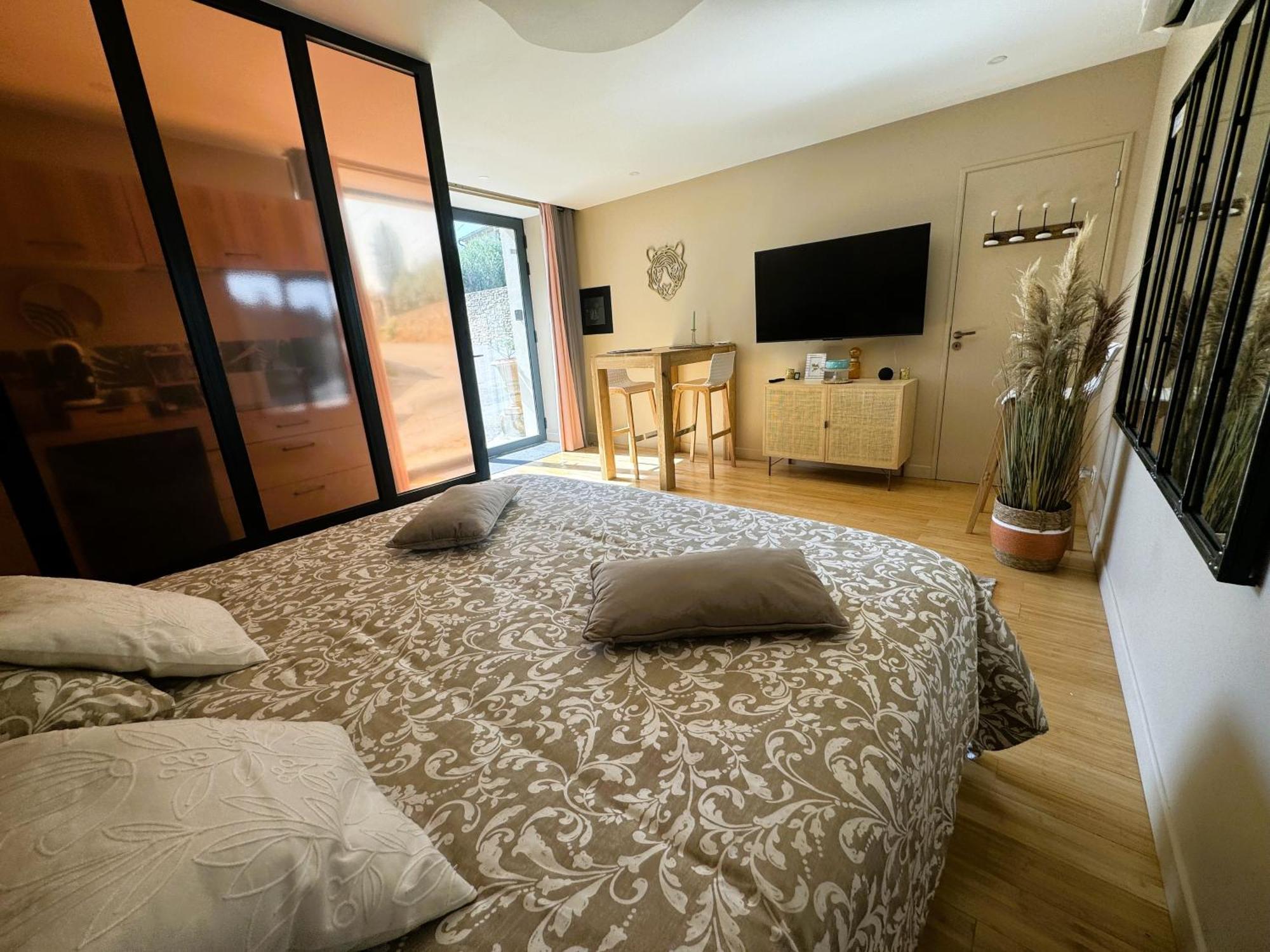 Le Dix - Classic Room - Vallabrix Proche Uzes المظهر الخارجي الصورة